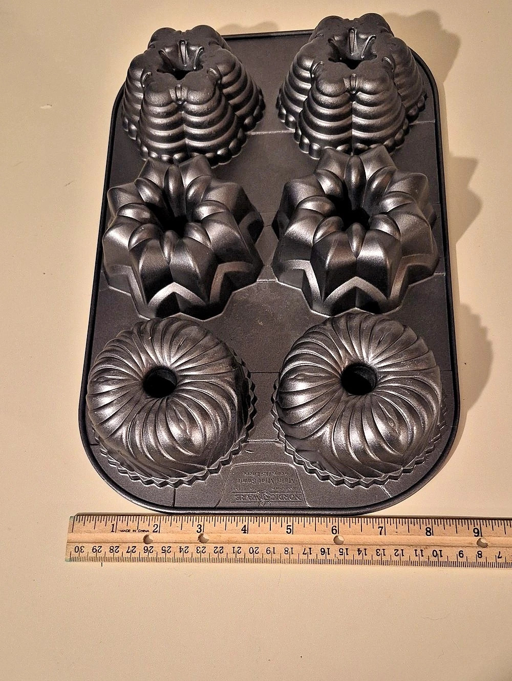 Nordic Ware Pro Cast Multi Mini Bundt Pan Black